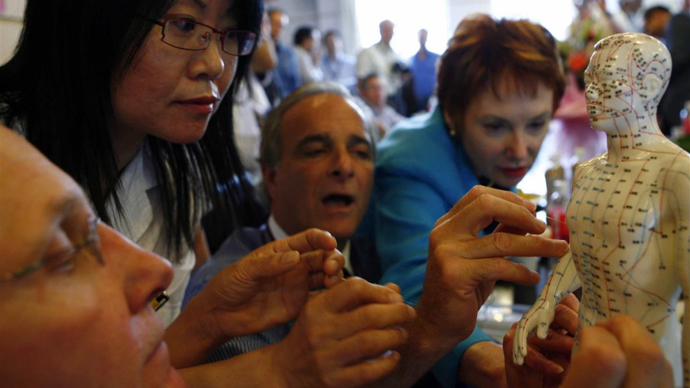 上海除外滩、城隍庙，还有八段锦、针灸！代表建议上海打造国际医疗旅游首选地