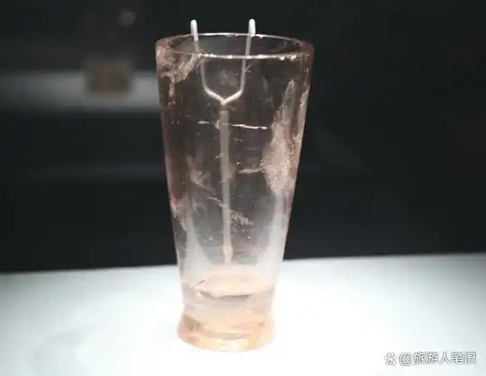 古人如何造出如此“现代”的杯子？为何让人怀疑是穿越者留下的？