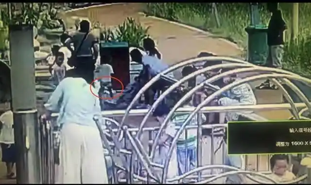 女子称5岁女儿在游乐园触电晕倒住院9天，园方称设备无漏电，街道办介入协调