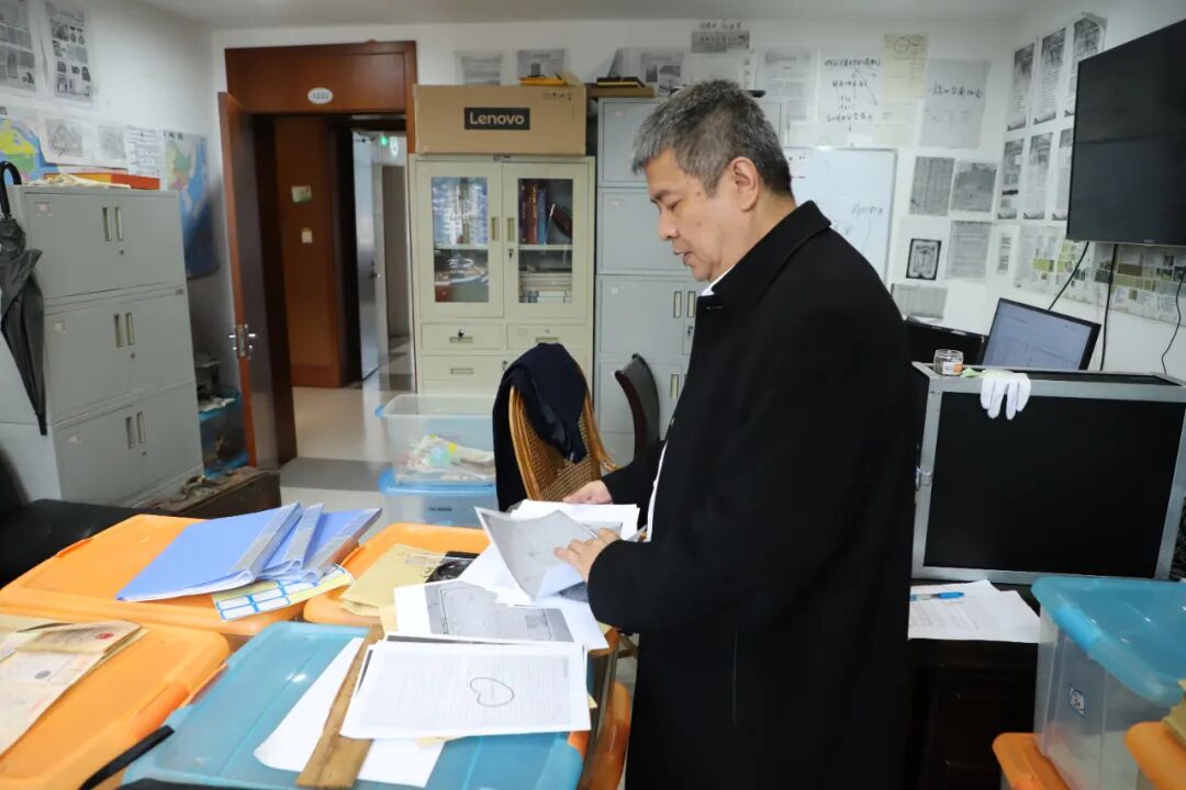 侨史一页丨相框里，藏着青田人120年前的“世界门票”