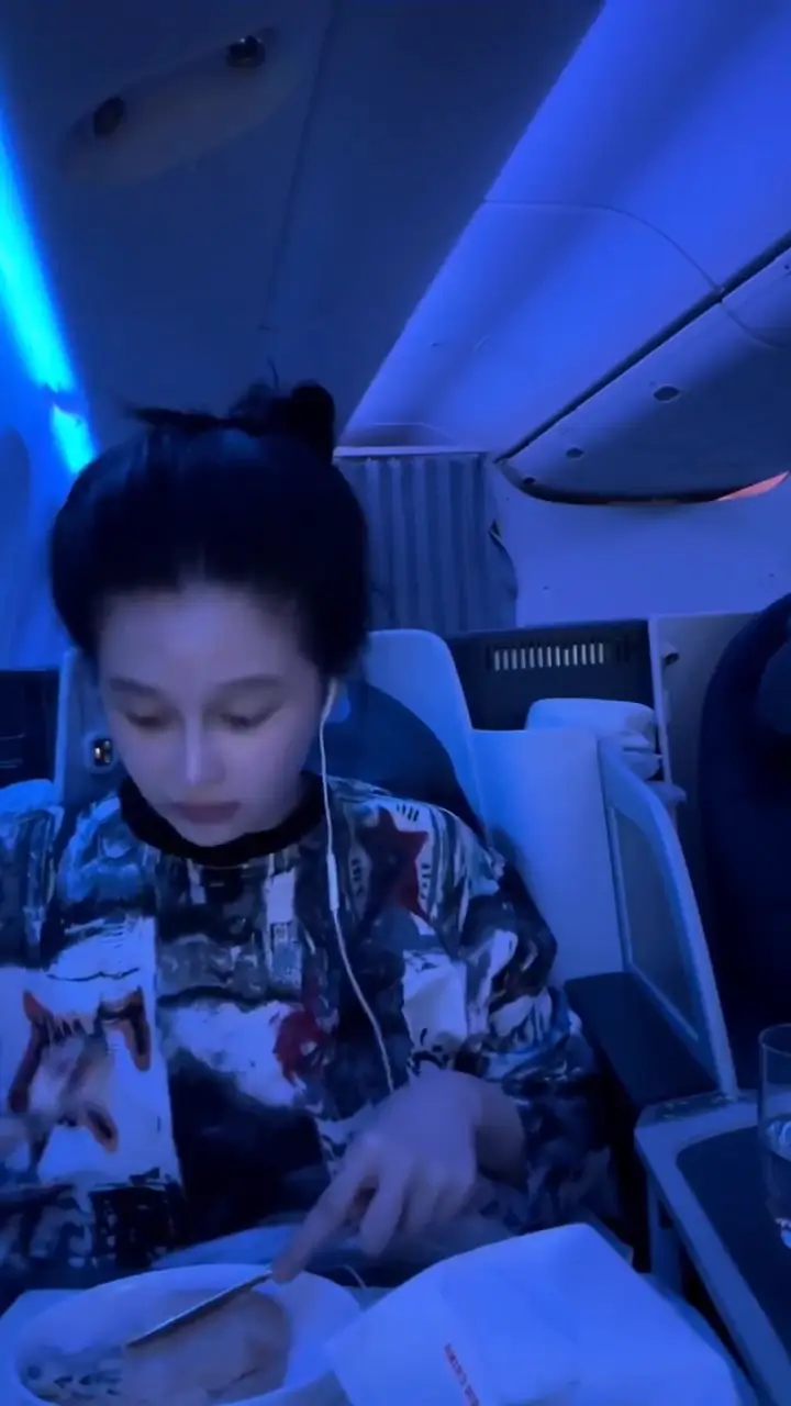 赵本山女儿球球澳洲度蜜月超奢华，坐10万元头等舱，享米其林大餐