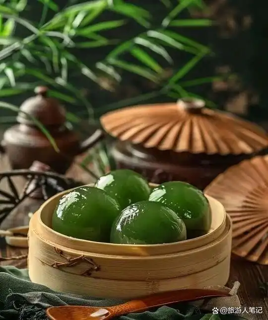 带你领略上海最具代表性的十种糕点，看看哪种最能体现这座城市的地方特色