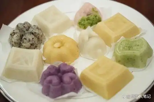 带你领略上海最具代表性的十种糕点，看看哪种最能体现这座城市的地方特色