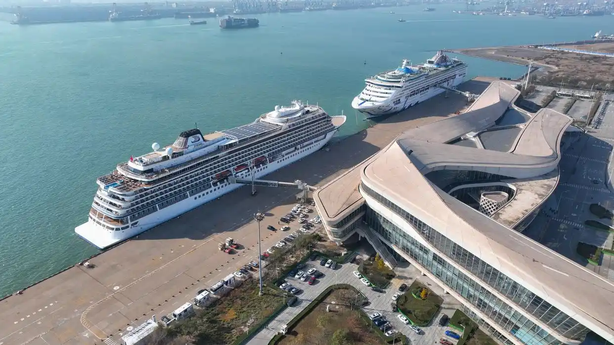 天津国际邮轮母港迎来今冬首个客流高峰