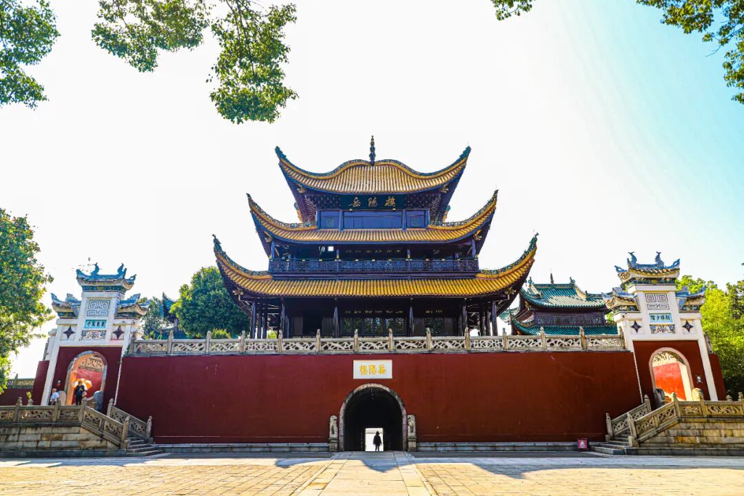 岳阳景点排行榜，湖南岳阳最值得去的10个好玩景点，你去过几个？