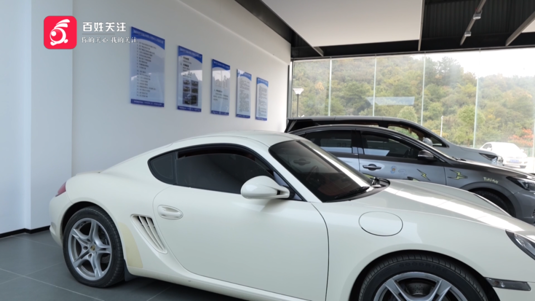 “大客户”租下百万豪车却人间蒸发，贵阳租车公司找到车后一看：天塌了！