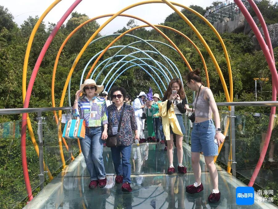 除了晒日光浴，老外在海南还爱怎么玩？?