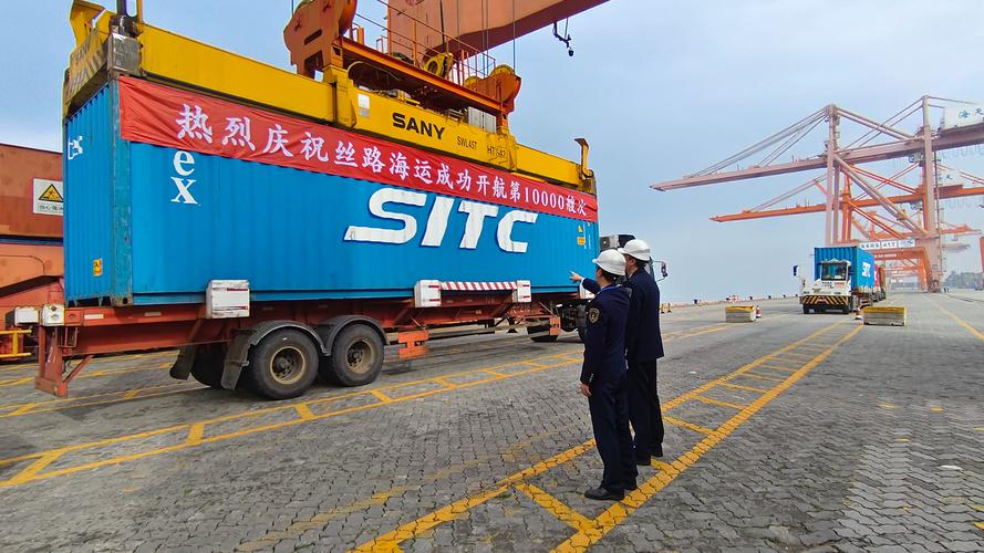 厦门港国际邮轮药品供应提速