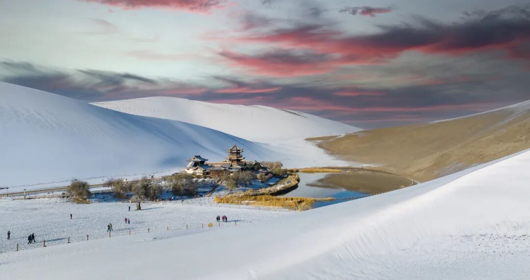鸣沙山月牙泉推出宠粉福利啦！