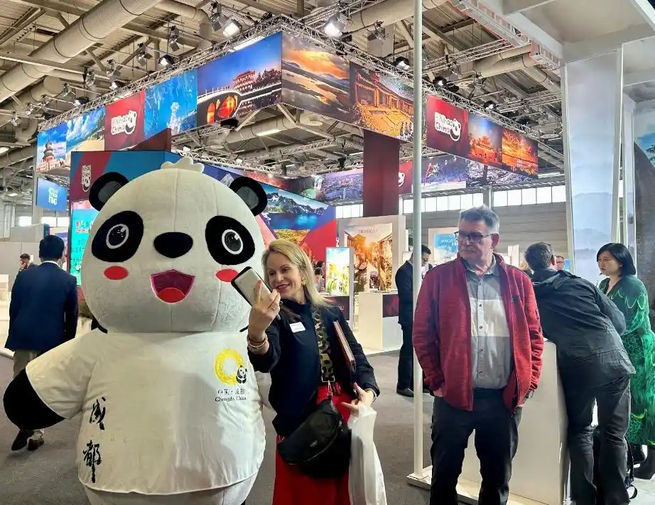 “中国是一个非常多元、令人着迷的国度”