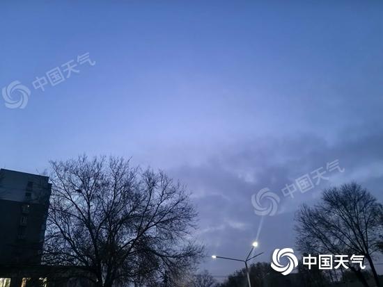 今天白天北京天气适宜出行最高气温16℃ 下周初迎冷空气大风降温