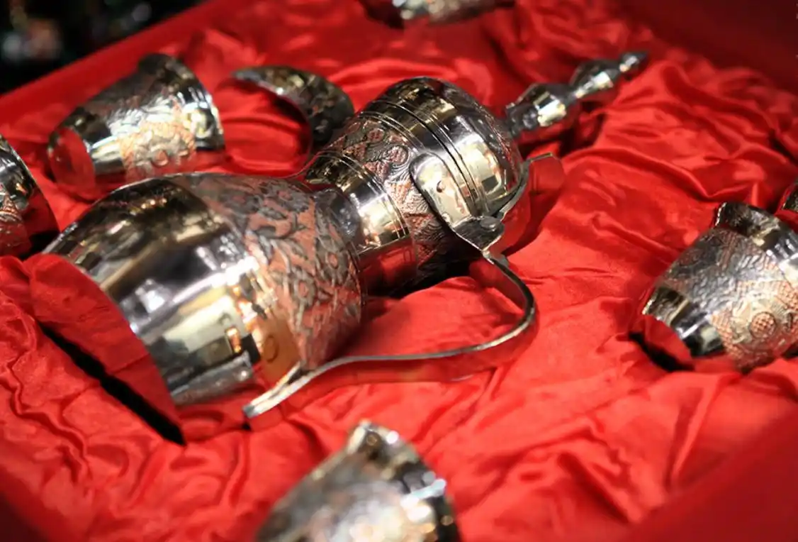 2030年目标吸引一亿游客，沙特为何下重注发展旅游业？