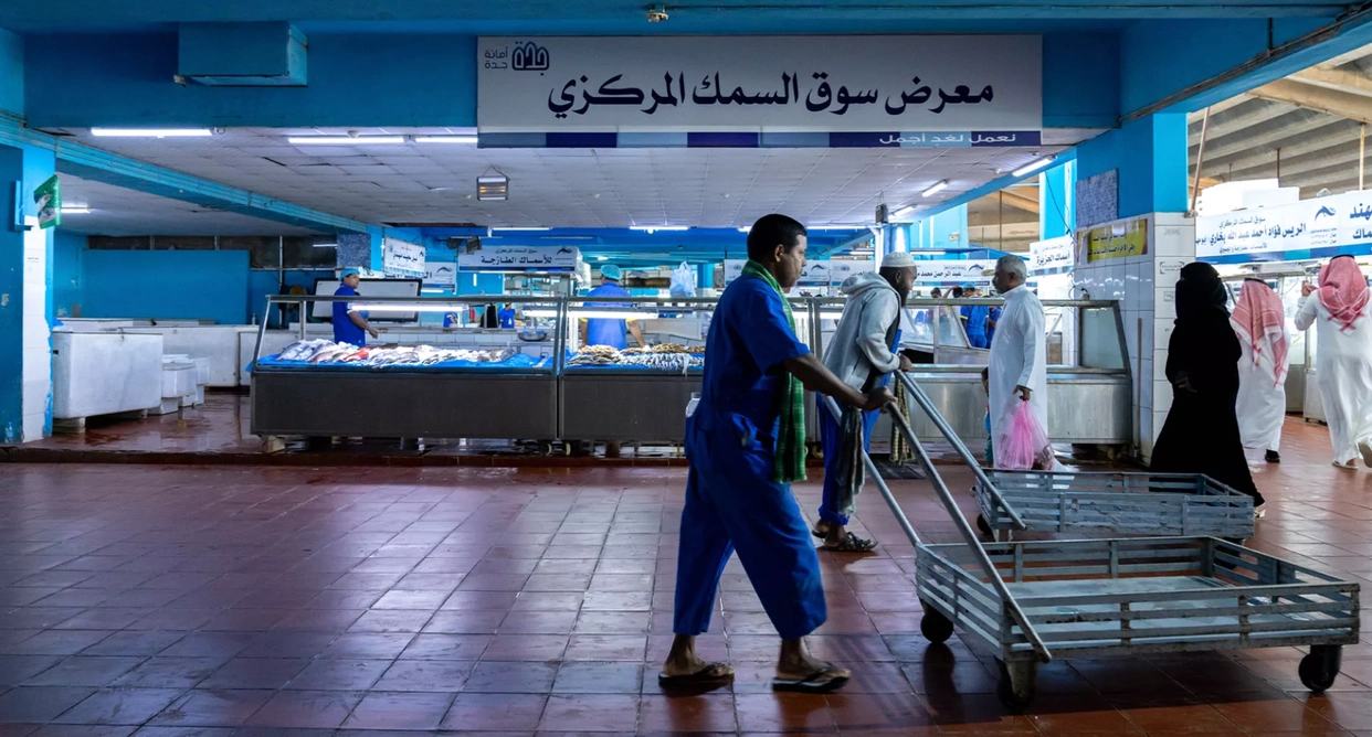 2030年目标吸引一亿游客，沙特为何下重注发展旅游业？