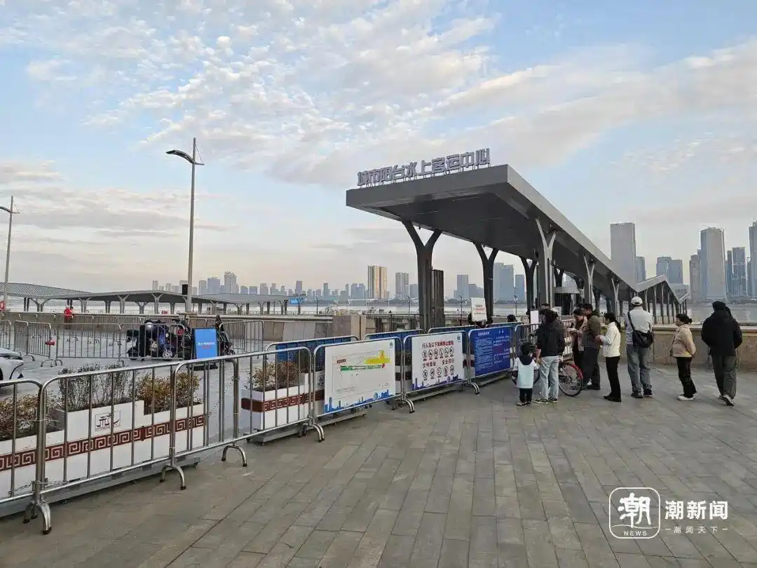 钱江三桥断流之后，过江市民注意：轮渡遇潮水停航，提前查时刻表