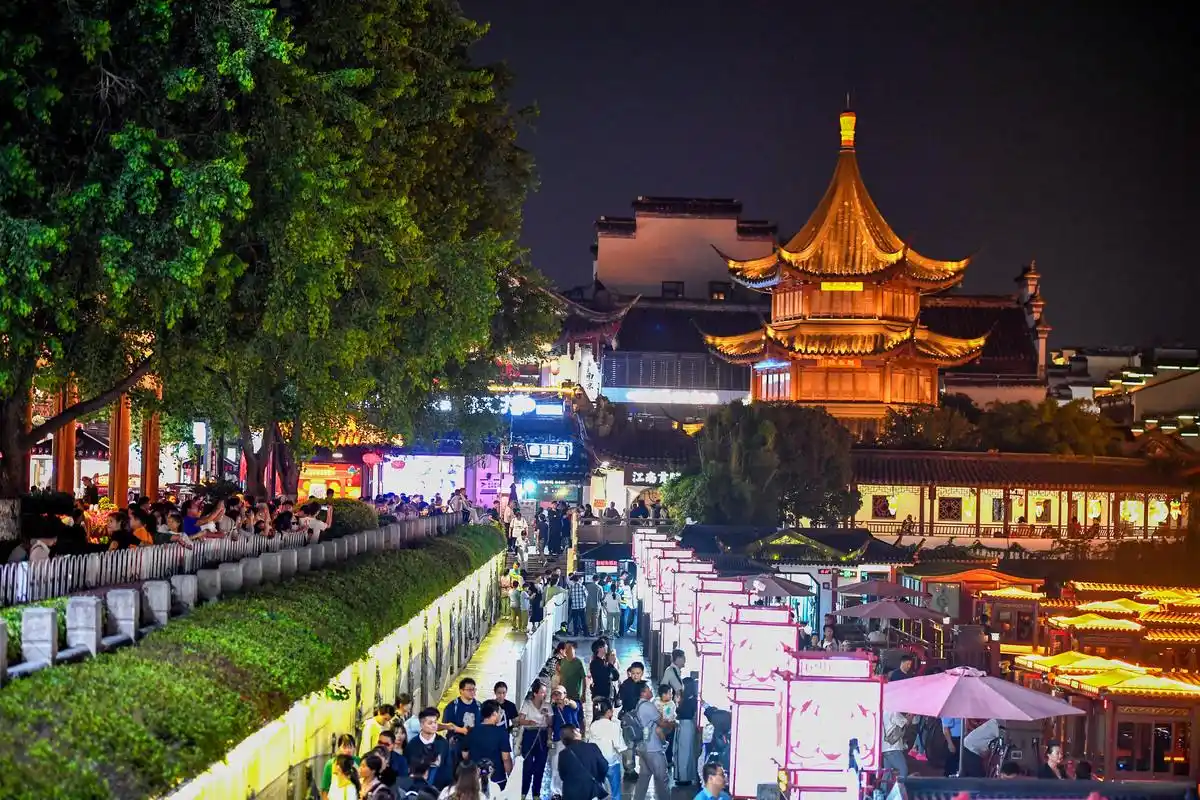南京必去十大景点：感受六朝古都的历史与风情