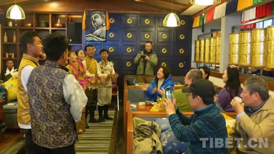 沪藏携手共推西藏冬季旅游 上海援藏包机畅游亚东