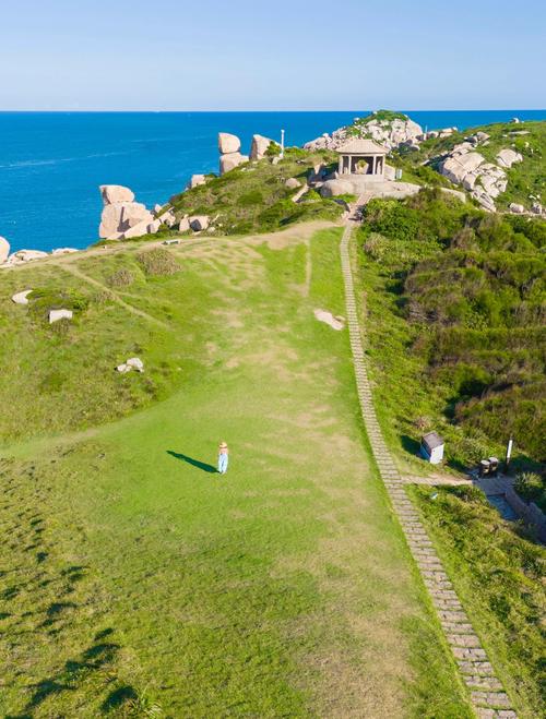 暑期出游去哪里 趋势预测：海岛海滨大草原