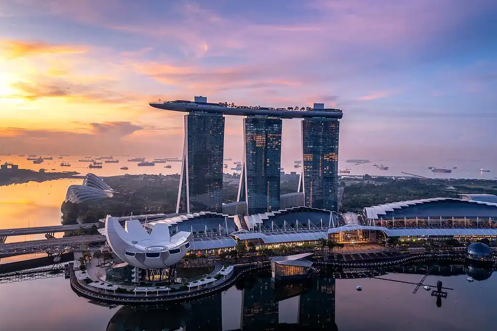 越贵越要去？新加坡与中国年轻游客的“双向博弈”