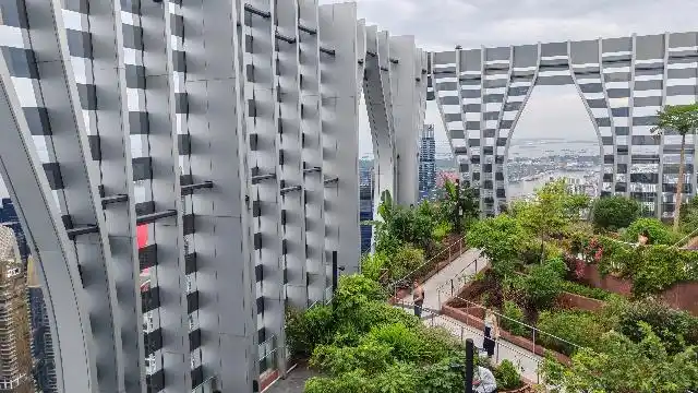 新加坡让东南亚旅游市场“卷”起来：上半年游客超本国人口，还在找新赛道