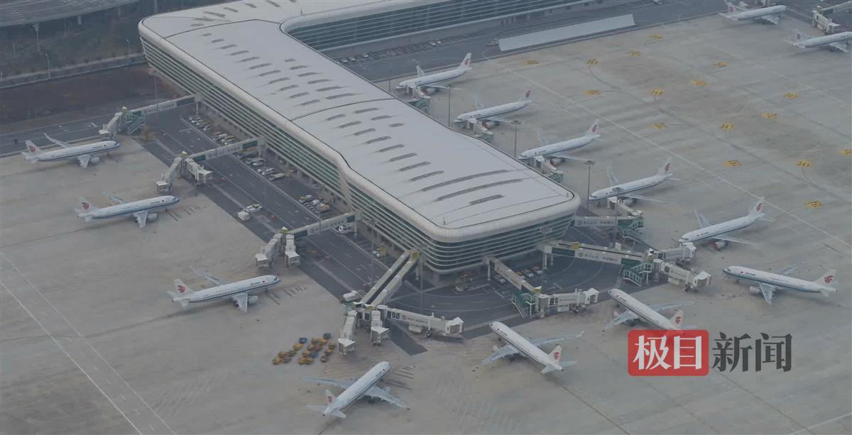 武汉天河机场高峰小时航班时刻容量增至55架次，跻身全国第一方阵