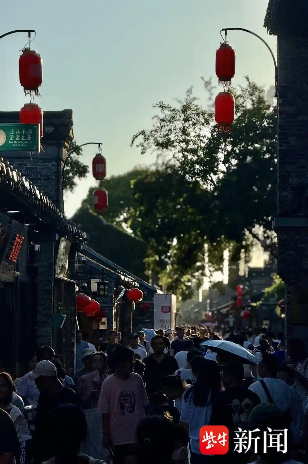 属于“苏超”的周末，扬州各大旅游景点游人如织