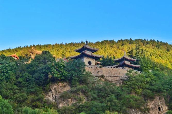 龙门石窟最好逛的季节开始了！