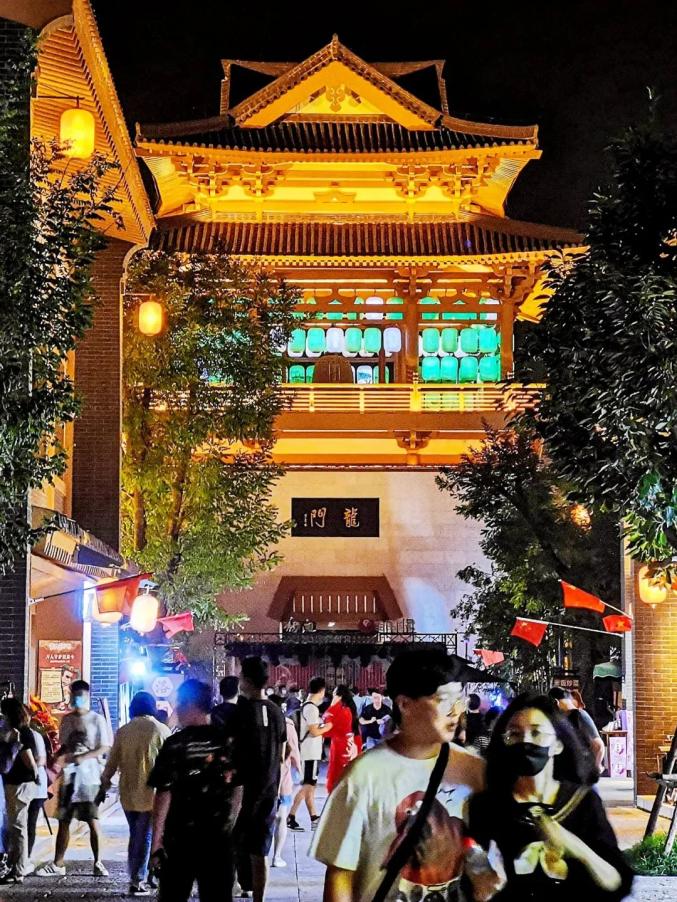 龙门的夜！Oh Yeah！