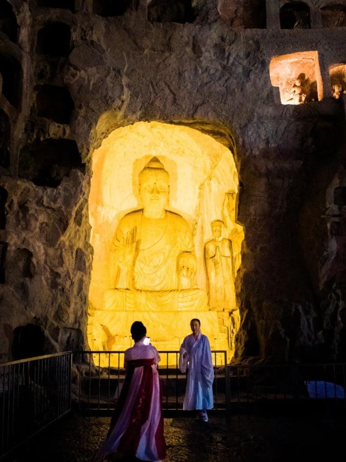 龙门的夜！Oh Yeah！