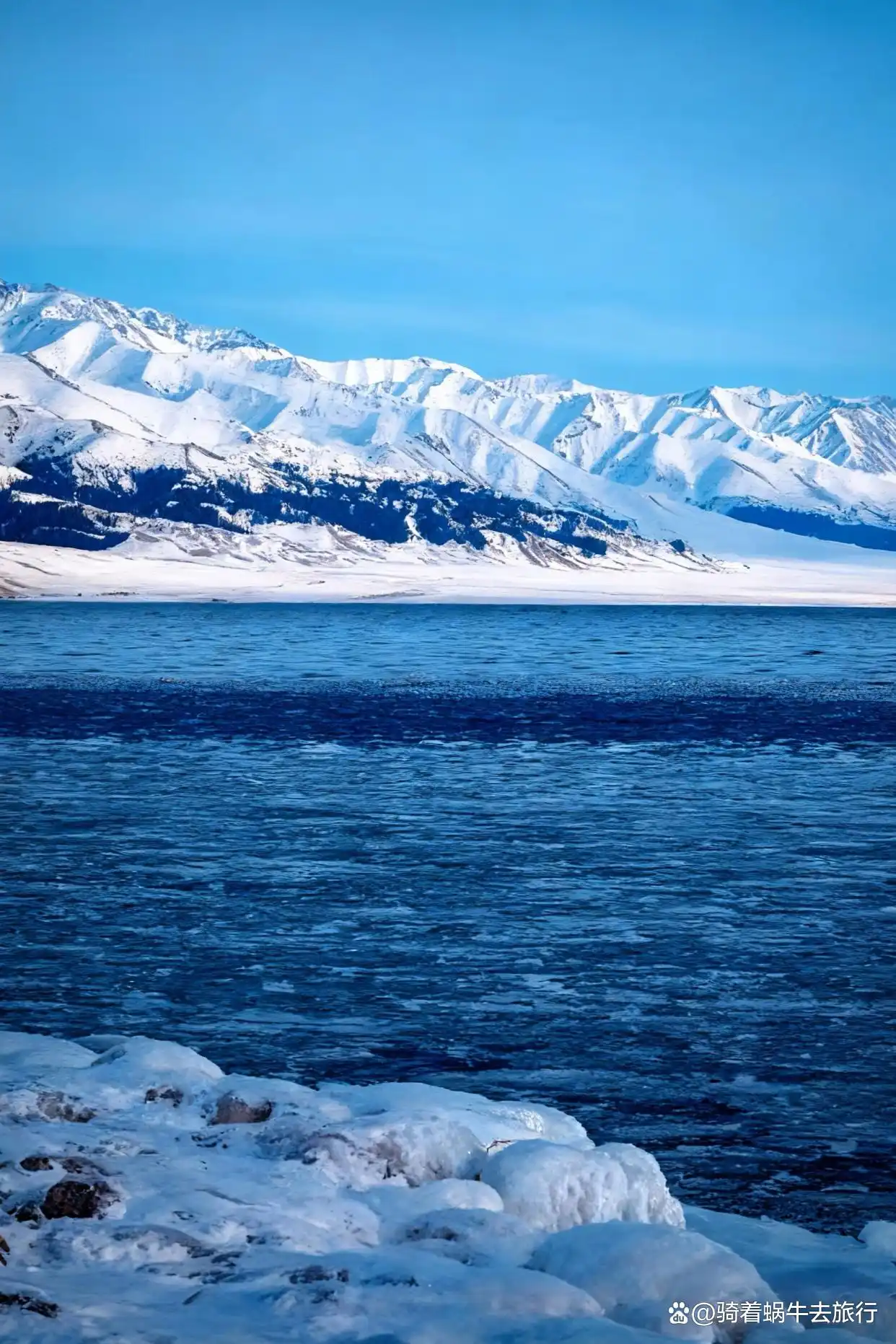 冬天的赛里木湖直接封神！