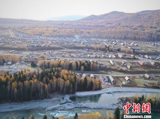 新疆喀纳斯景区年累计接待游客首次突破千万