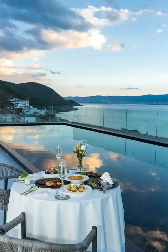 「中国最佳爱情表白地」住在甜蜜大理 为爱“超级加码”