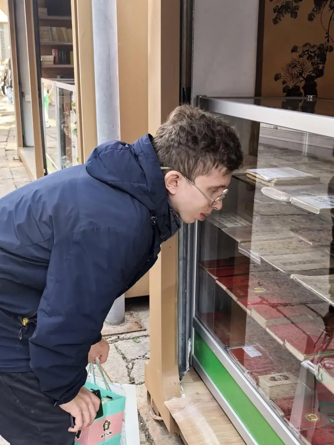 夫子庙旧书巷365天书香不打烊，与金陵旧书市集五天狂揽50万破纪录