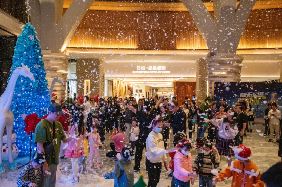 日出东山海度假区开启冬日浪漫缤纷季