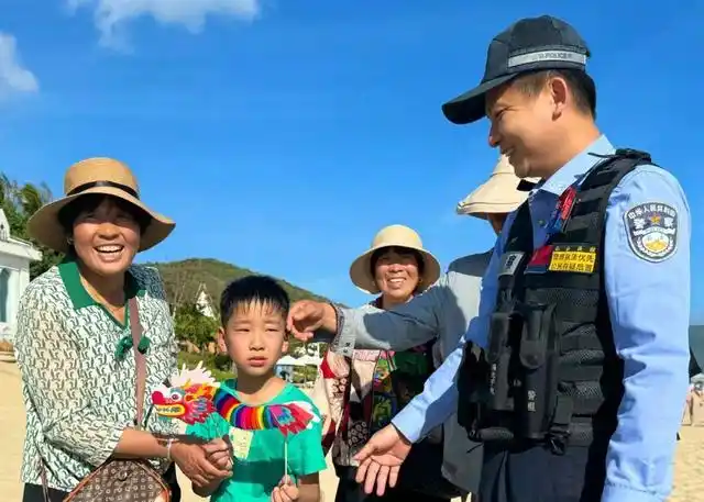 「平安过大年」三亚亚龙湾海岸派出所：用心织就景区安全网
