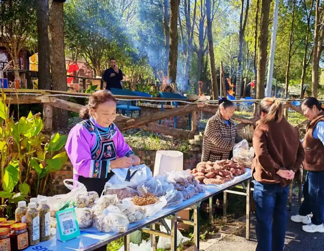 清镇红枫湖镇：周末民俗体验活动点亮乡村冬季旅游