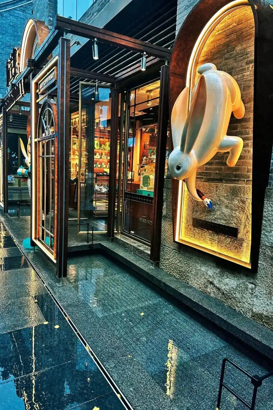 郑州这9个超火街区你逛过吗？公交直达→