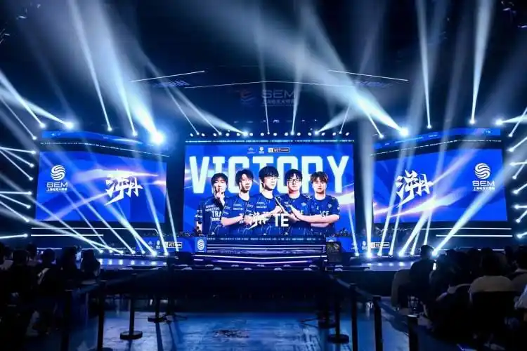 2025上海电竞大师赛开启梦剧场模式：市集、商圈以及秒空的门票