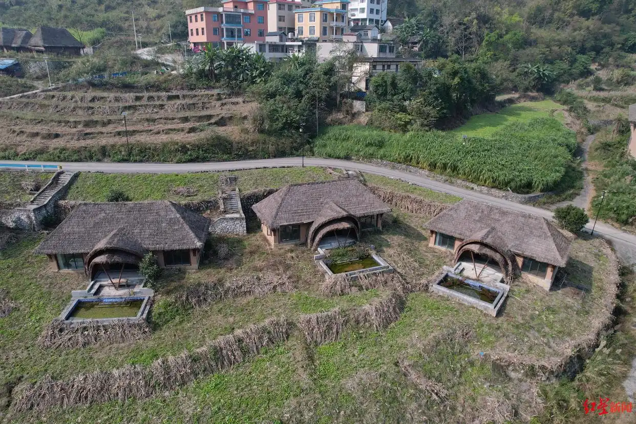 贵州一深山“稻田酒店”停工7年，网友质疑上亿投入“打水漂” 伴游天下记者实探有民宿营业，当地称在努力盘活