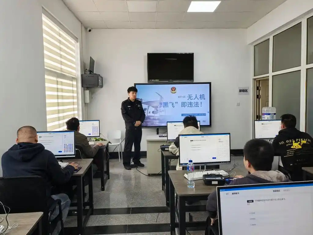 聚焦销售网点、培训学校、网红景点，上海多场景强化无人机监管