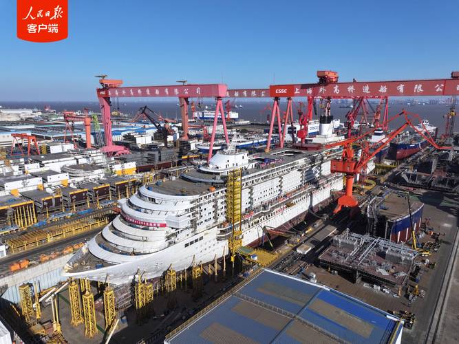国产大型邮轮建设加速，助力海洋强国征程