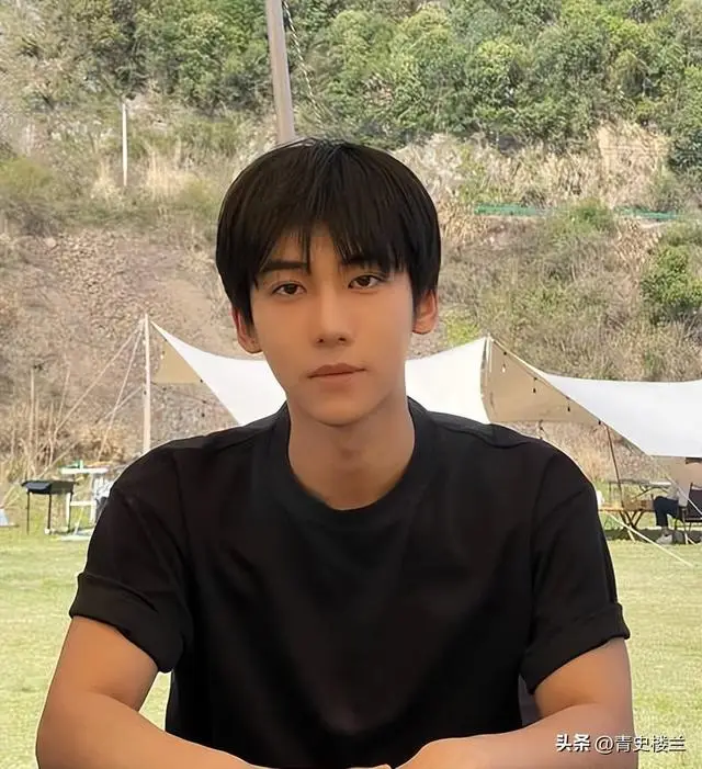 陪玩陪睡都不够看!继小鲜肉“被结扎”王晶再曝内幕，阴暗面曝光