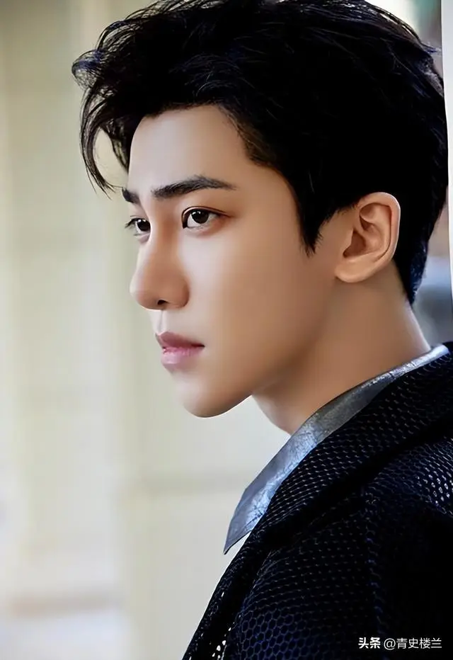 陪玩陪睡都不够看!继小鲜肉“被结扎”王晶再曝内幕，阴暗面曝光