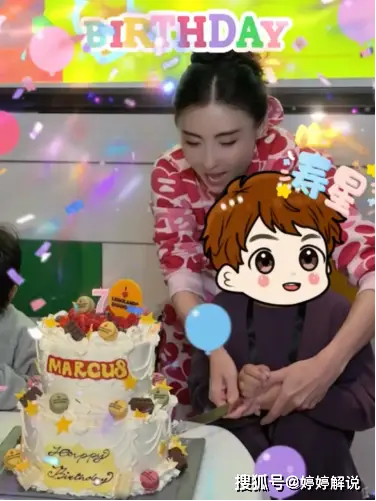 张柏芝携子游乐园被偶遇：7岁Marcus暖心拥抱妈妈，细节流露母子深情