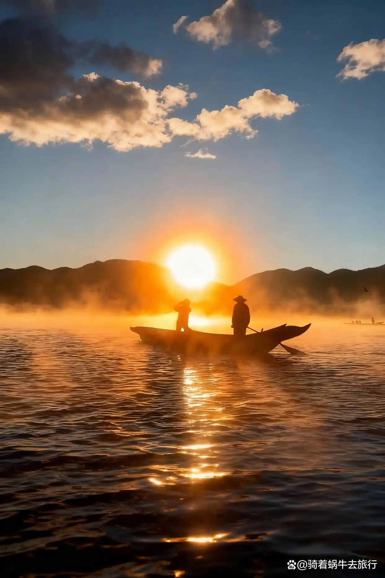 在泸沽湖拍到了人生画面，简直人间仙境！️