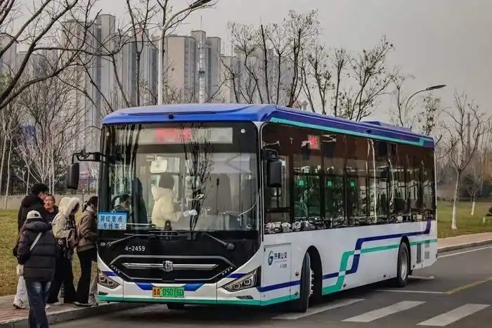 灵岩寺明水古城咋去 网红景点专线车来了