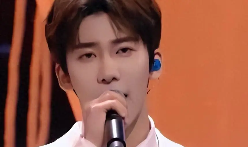 陪玩陪睡都不够？继小鲜肉“被结扎”，王晶再曝内幕，语出惊人