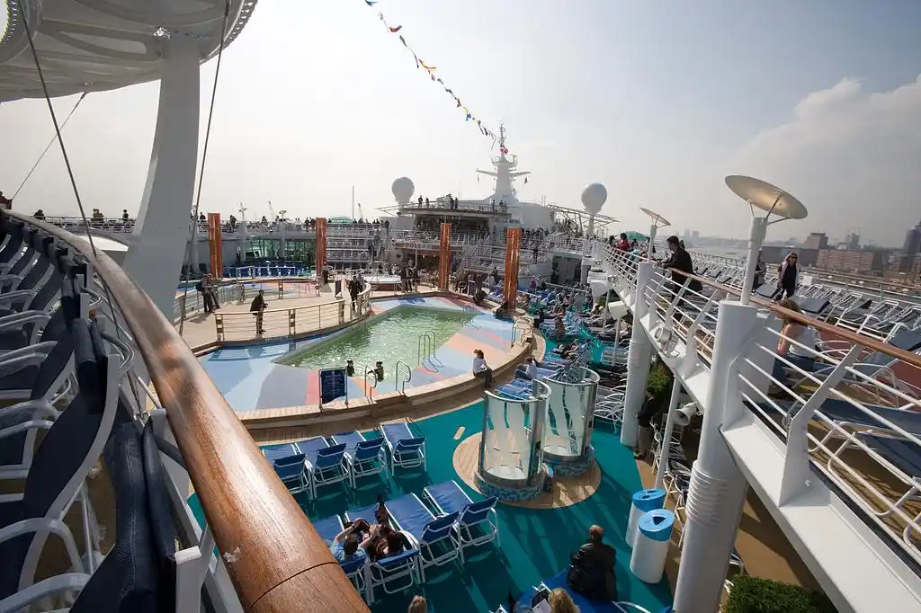 从“运人”到“运文化”！邮轮新政如何影响你的海上假期？