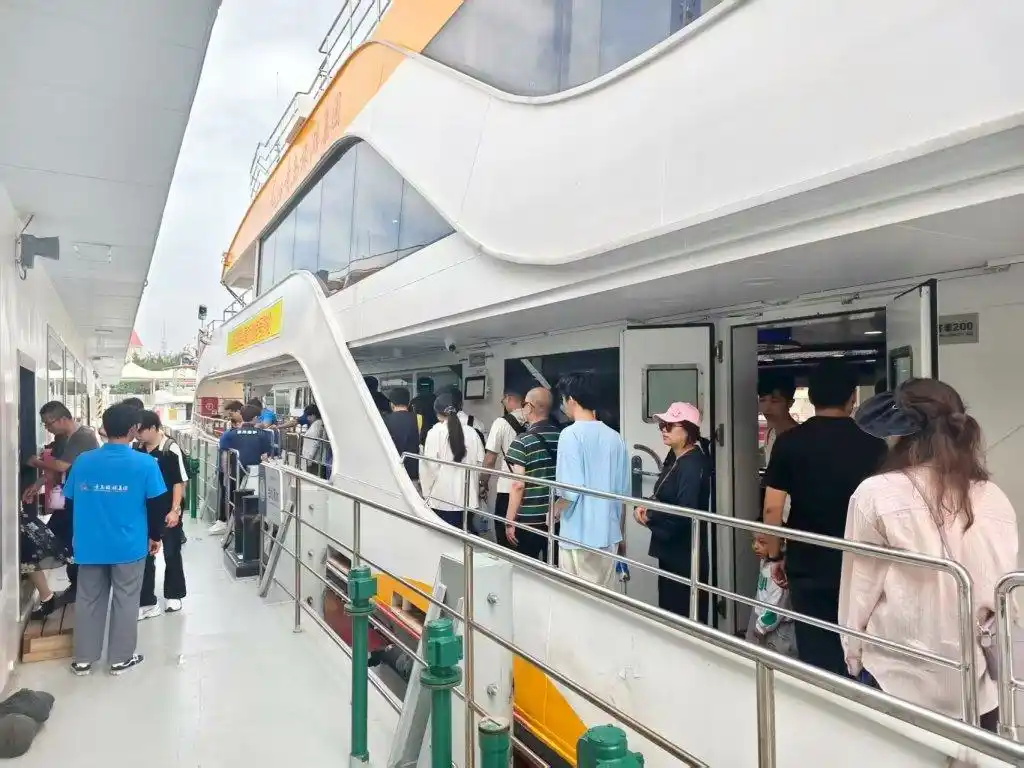 “三民”活动｜市交通运输局：北方首位、全国前三！“海上看青岛”渐入佳境