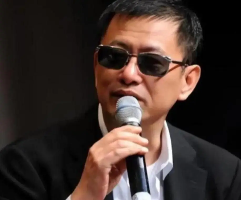 陪玩陪睡仅开胃菜！拳头塞嘴、组团开嫖，周迅遭殃阴暗面彻底曝光