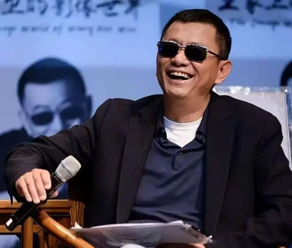 陪玩陪睡仅开胃菜！拳头塞嘴、组团开嫖，周迅遭殃阴暗面彻底曝光